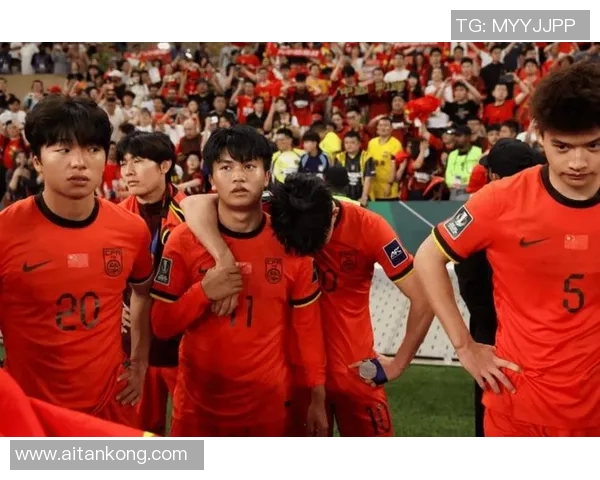 中国国足热身赛展现新阵容备战未来赛事球迷期待精彩表现